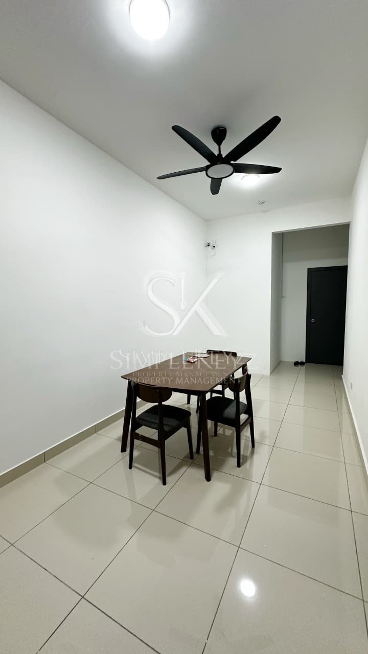 D'Seven , Medium Room photo 4